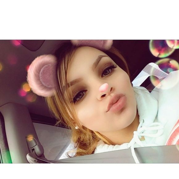 Meet your Posher, Myraa - Picture 1 of 1